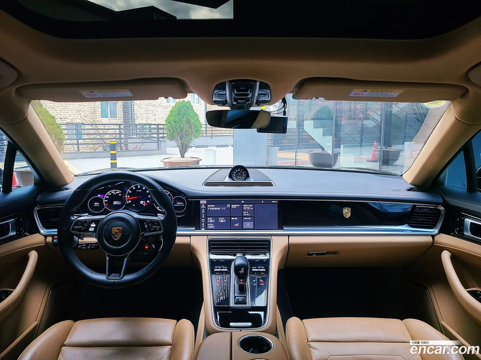 Porsche Panamera 2018 — 11