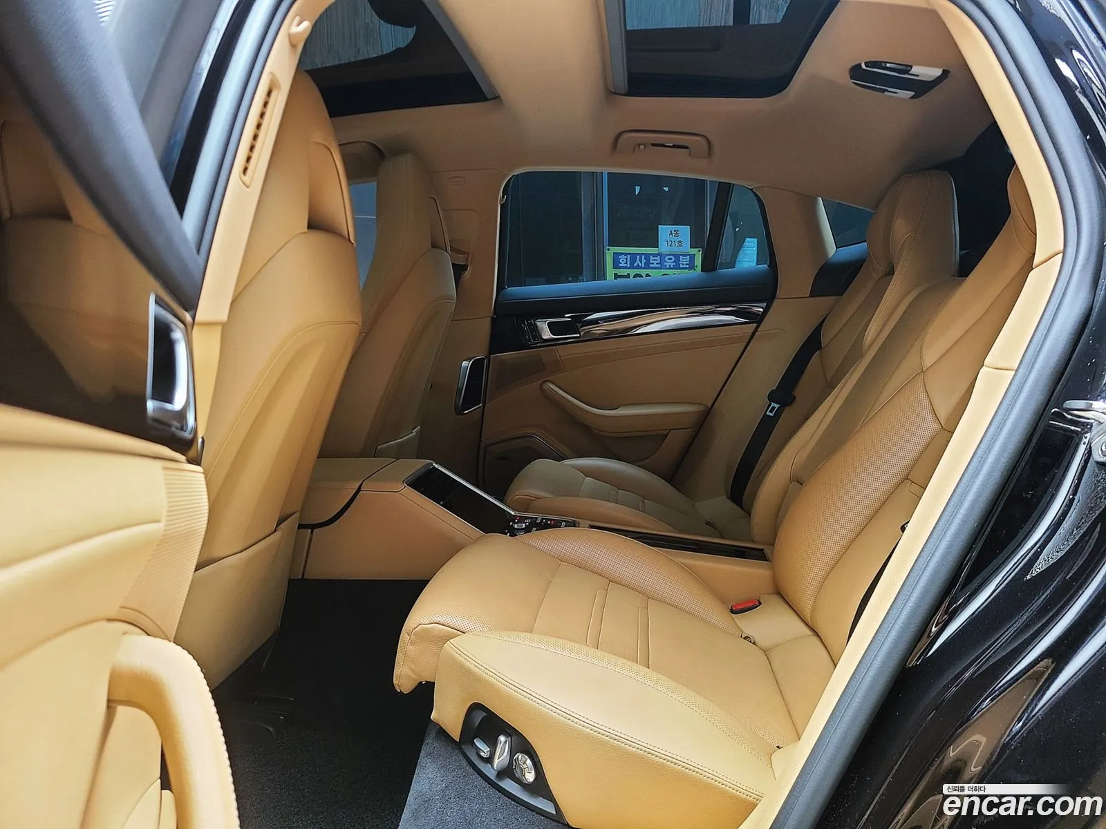 Porsche Panamera 2018 — 10