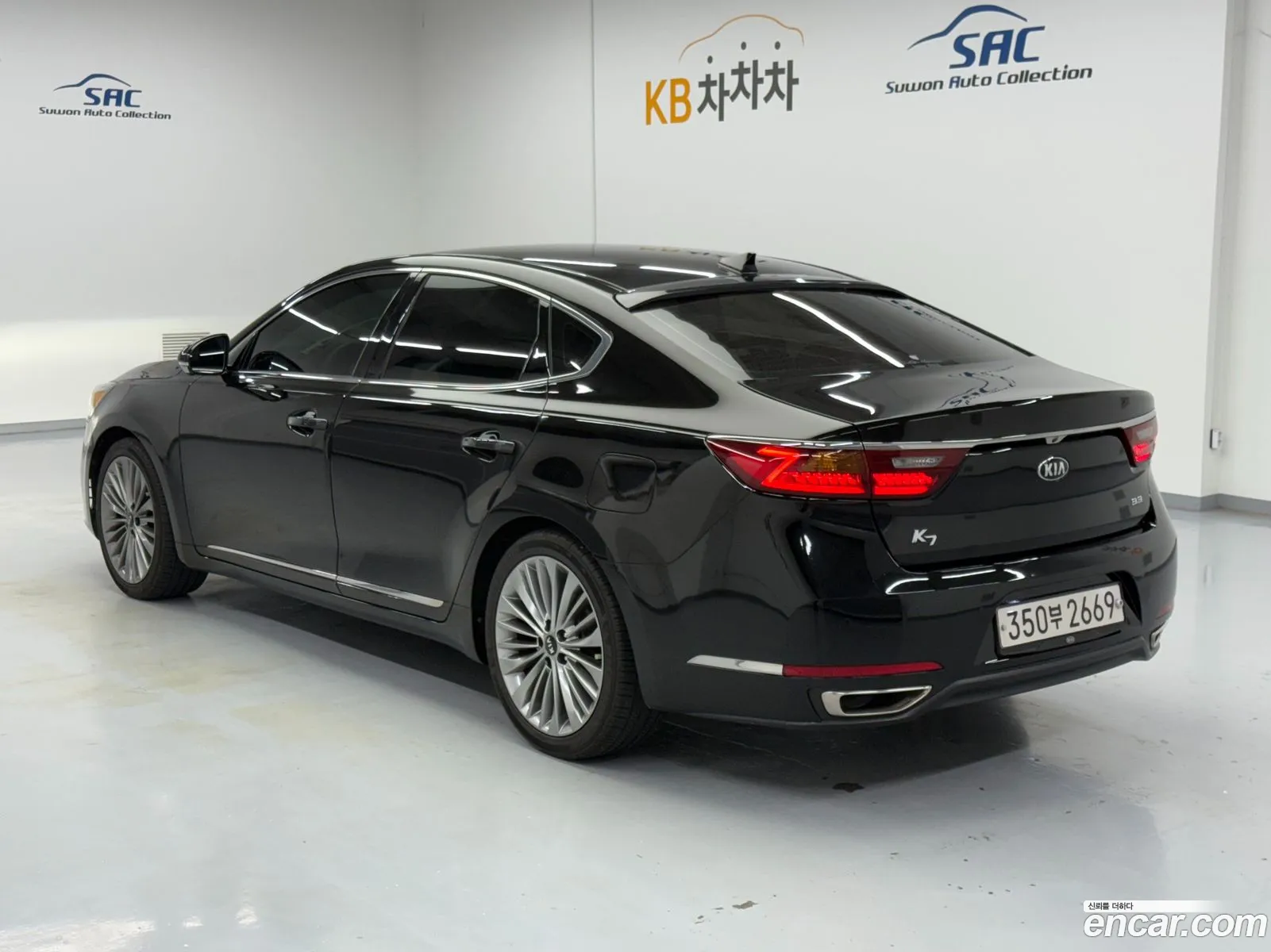 Kia K7 2017 — 18