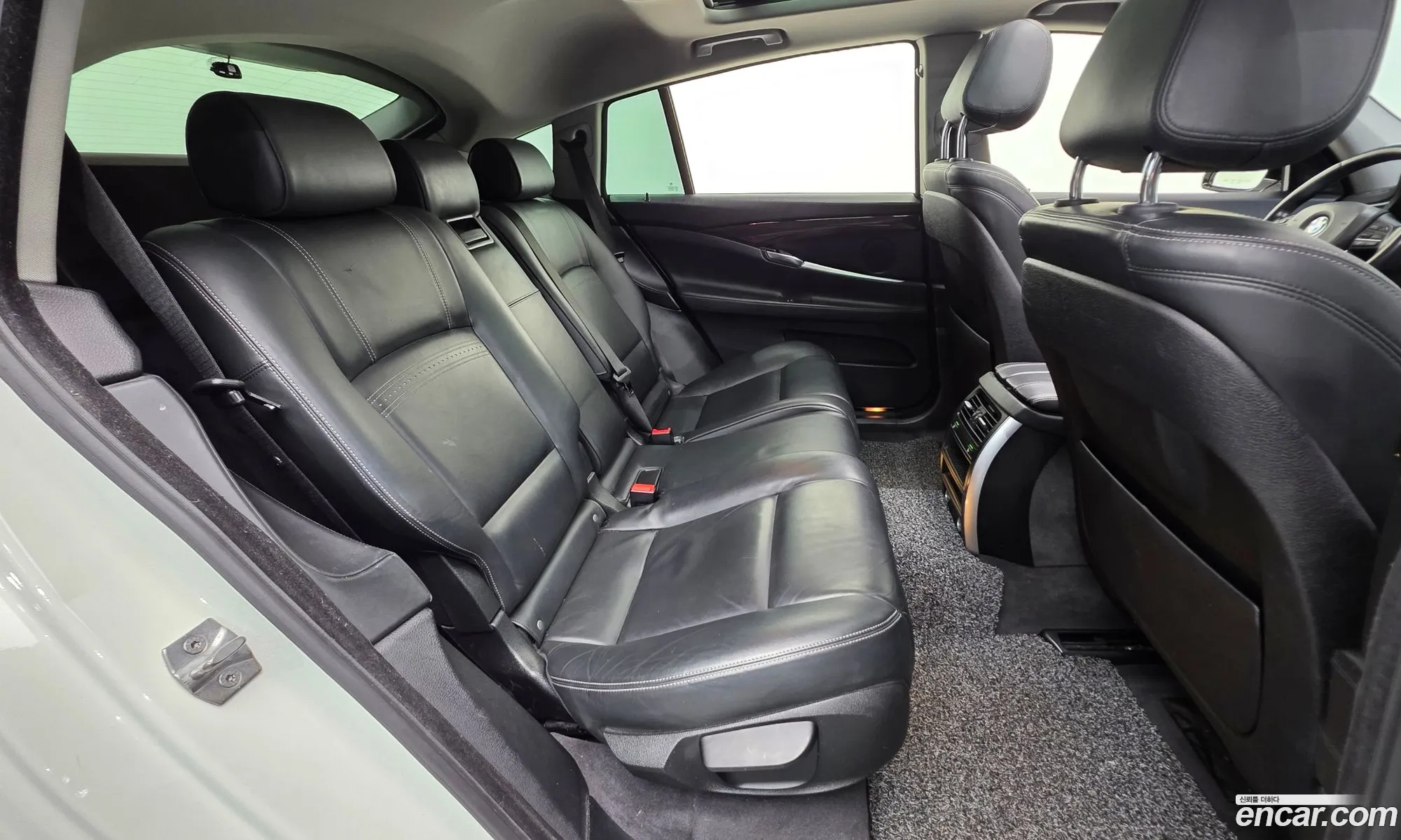 BMW 5 Series GT 2014 WBA5N210XFD497798 — 3