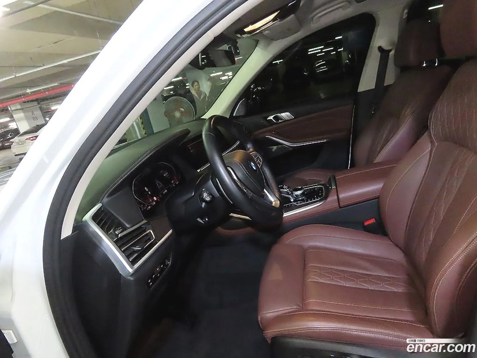 BMW X7 2021 — 10