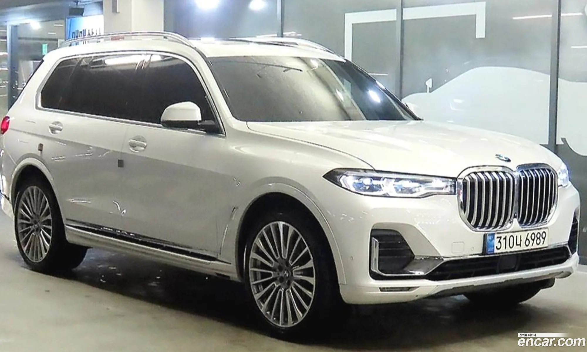 BMW X7 2021 — 13