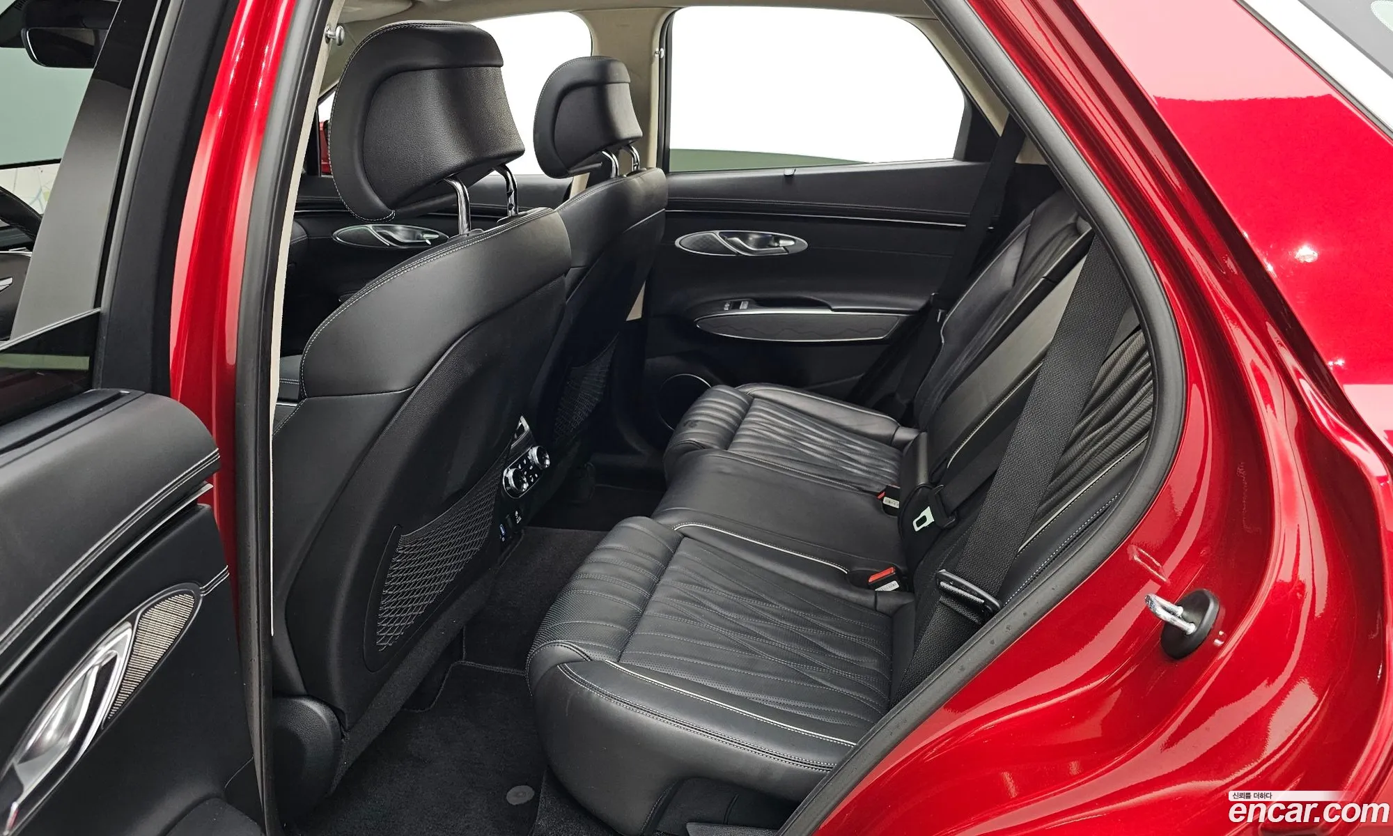 Genesis GV70 2021 — 18