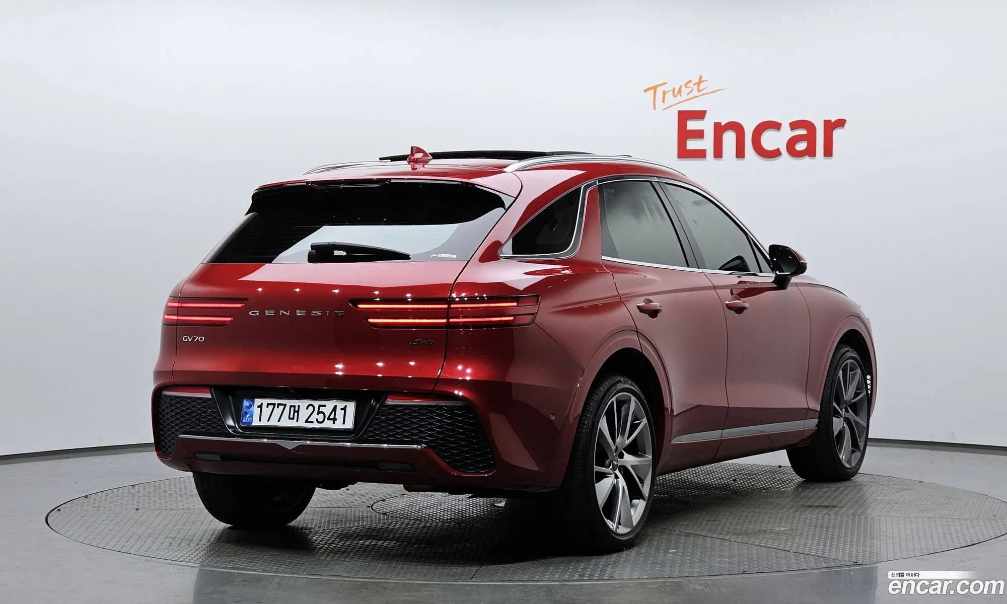 Genesis GV70 2021 — 10