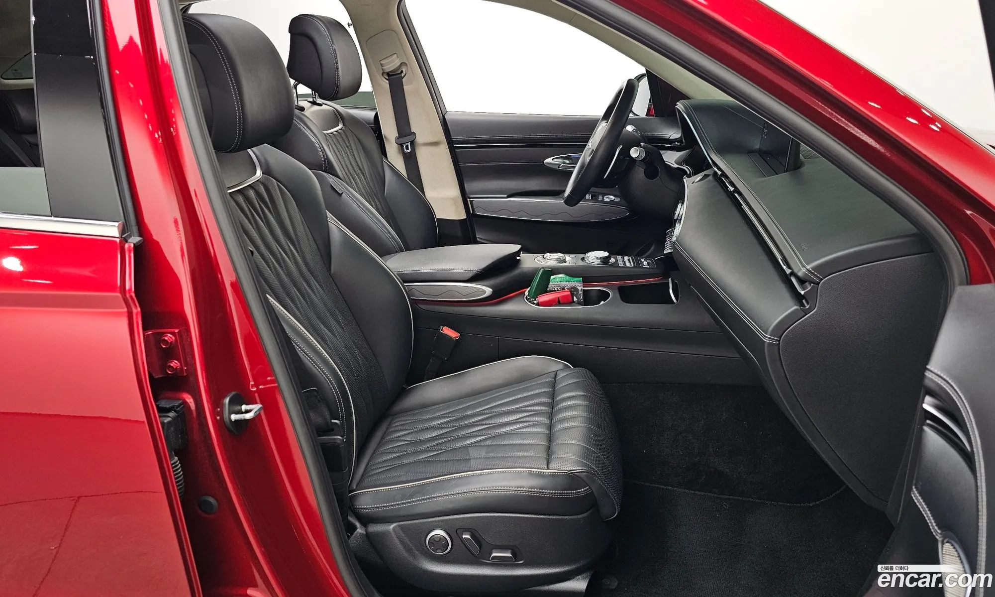 Genesis GV70 2021 — 8