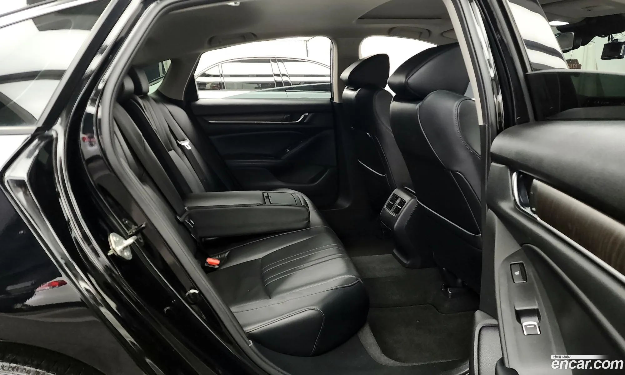 Honda Accord 10th Gen 2018 — 10