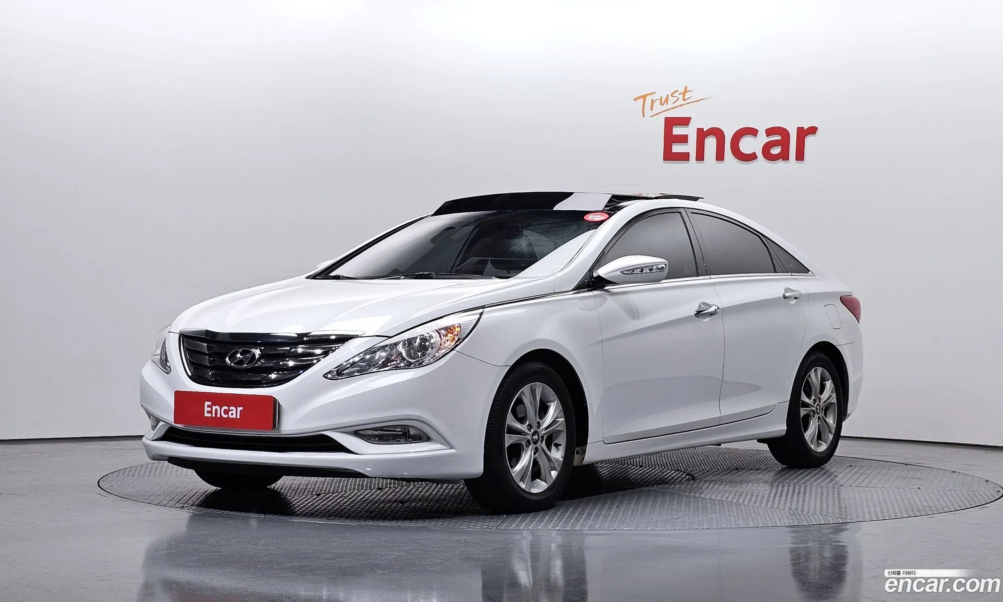 Hyundai YF Sonata 2009 — 5
