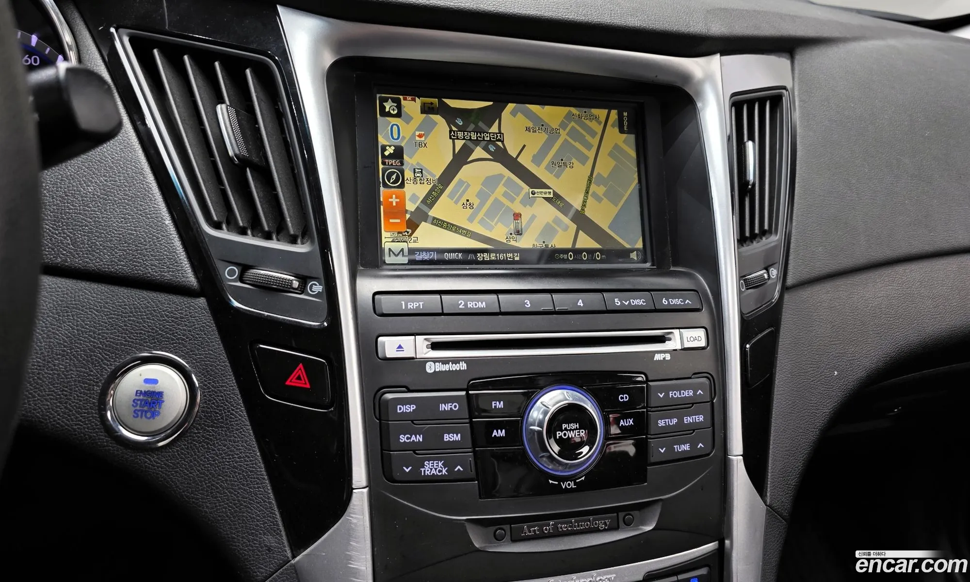 Hyundai YF Sonata 2009 — 10