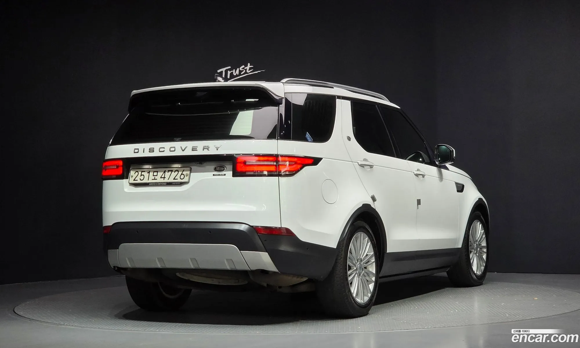 Land Rover Discovery 5 2019 SALRA2BK9KA091130 — 14