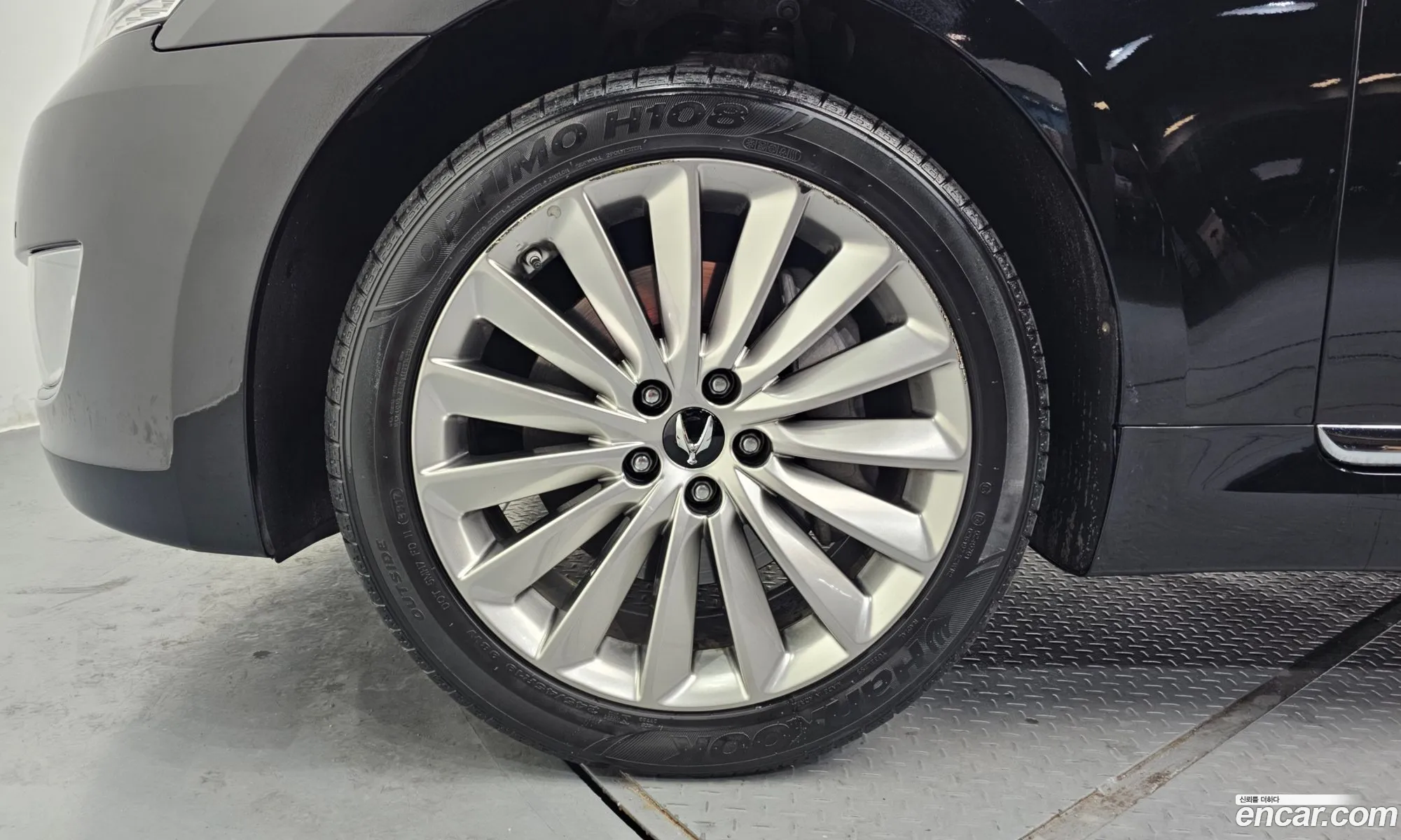 Hyundai Equus 2014 — 2