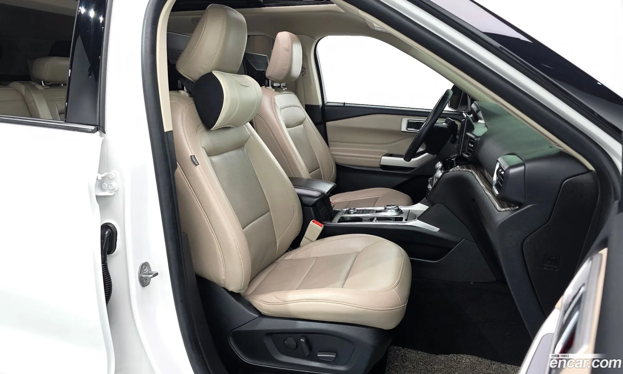 Ford Explorer 6th Gen 2021 1FMSK8FH1MGA09412 — 4