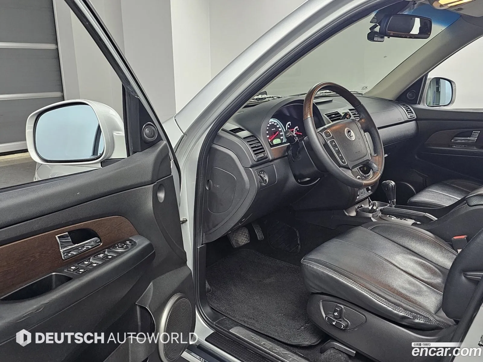 KG Mobility (SsangYong) Rexton W 2014 — 13