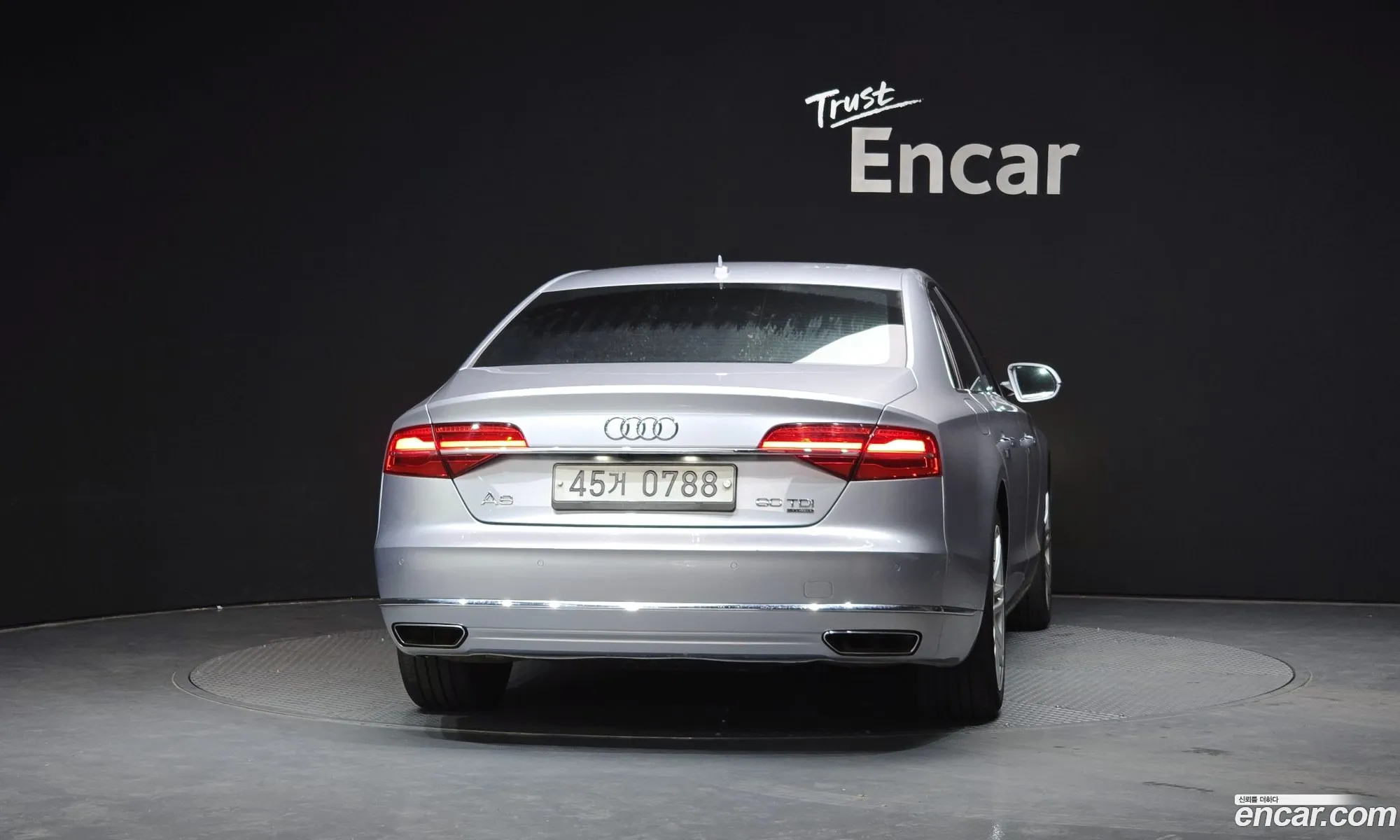 Audi A8 2015 WAUZZZ4H9FN033802 — 13
