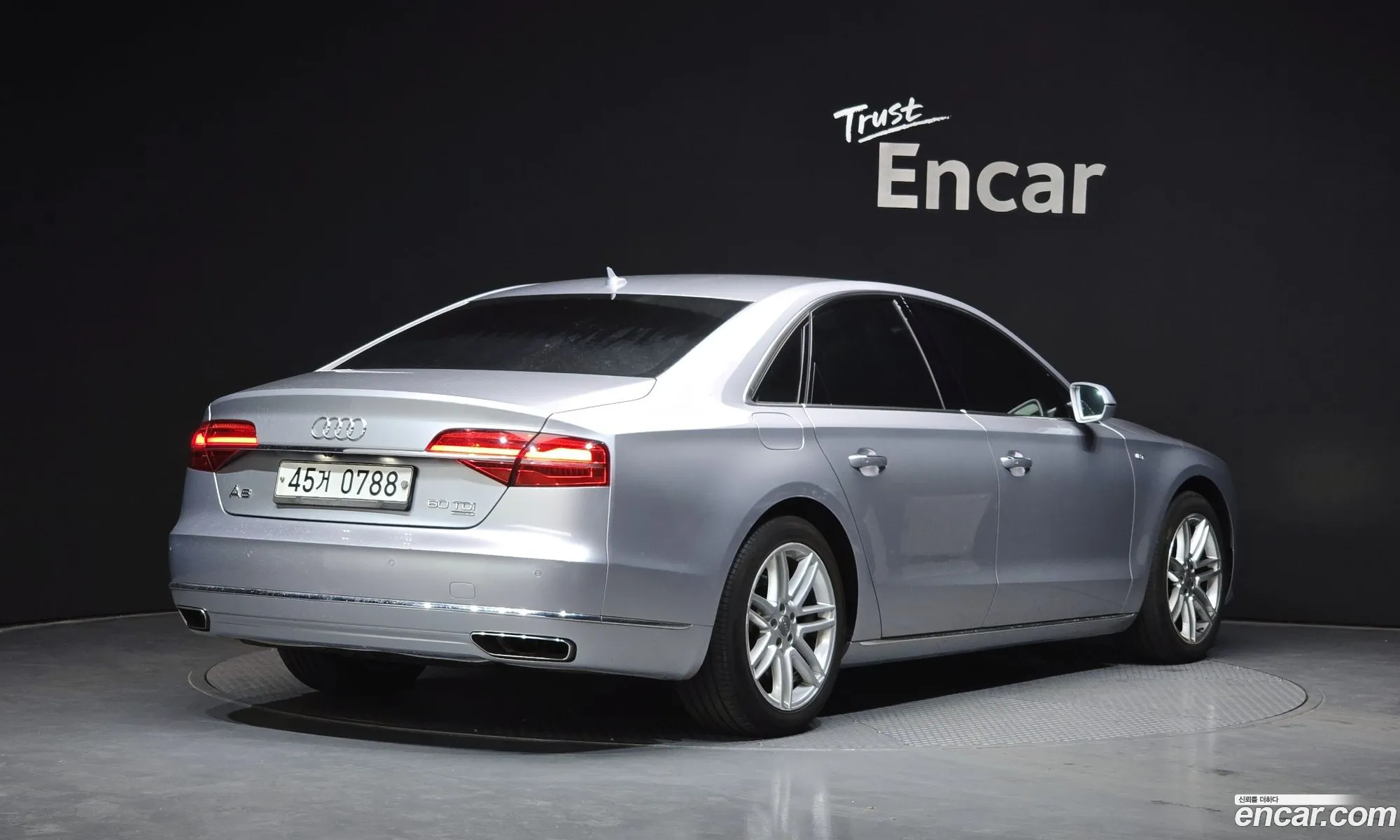 Audi A8 2015 WAUZZZ4H9FN033802 — 4
