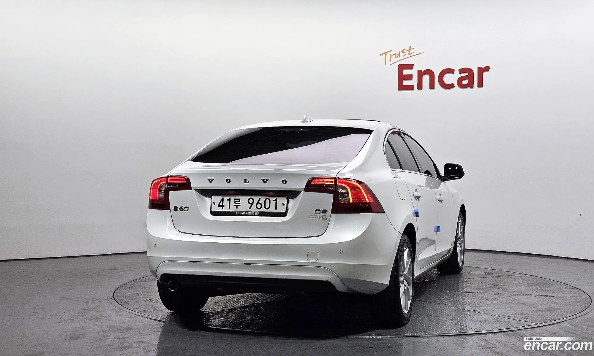 Volvo S60 2014 YV1FS84BBE2304514 — 18