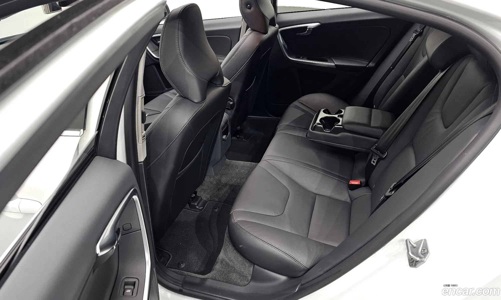 Volvo S60 2014 YV1FS84BBE2304514 — 9