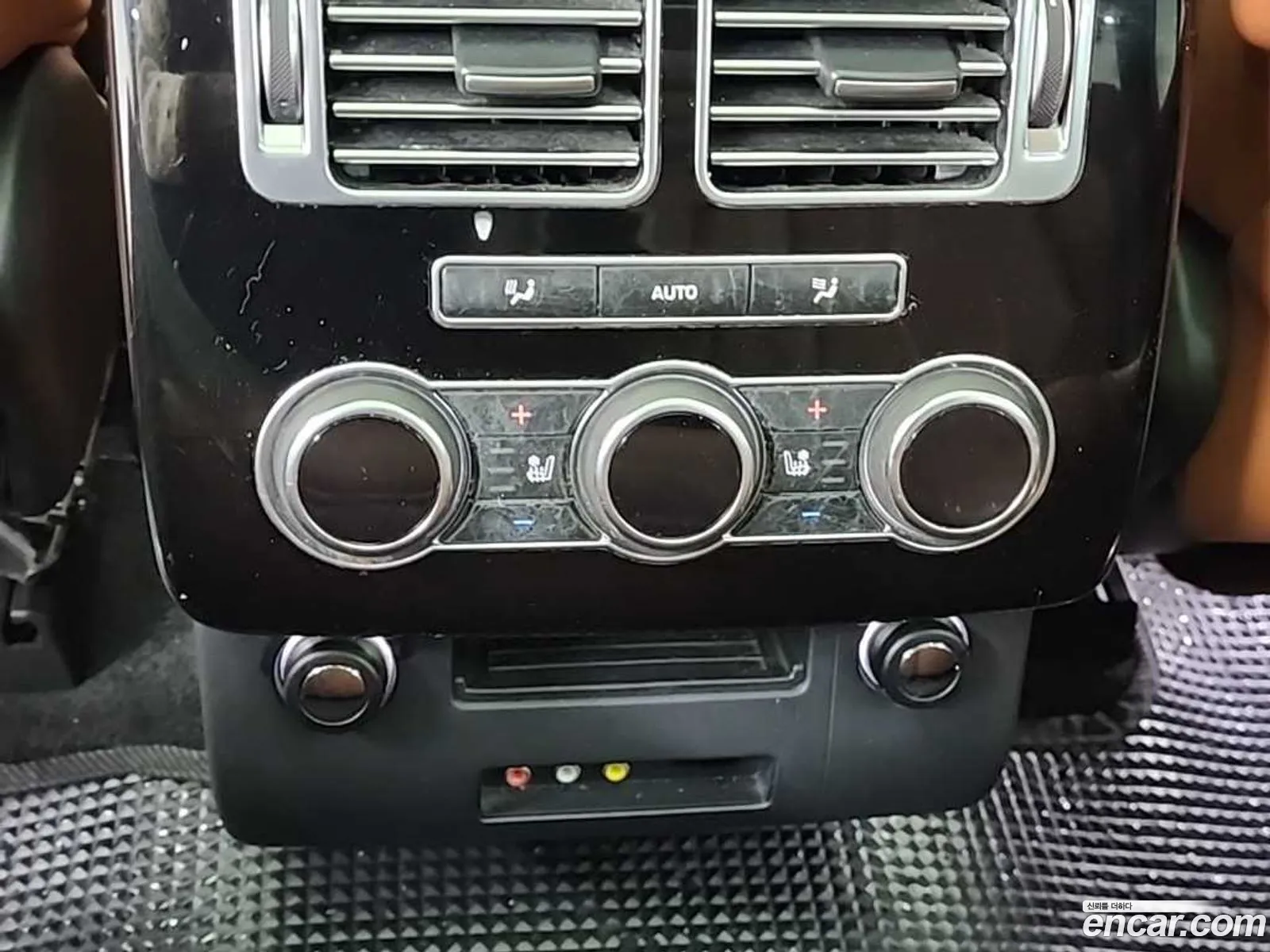 Land Rover Range Rover 2015 — 15