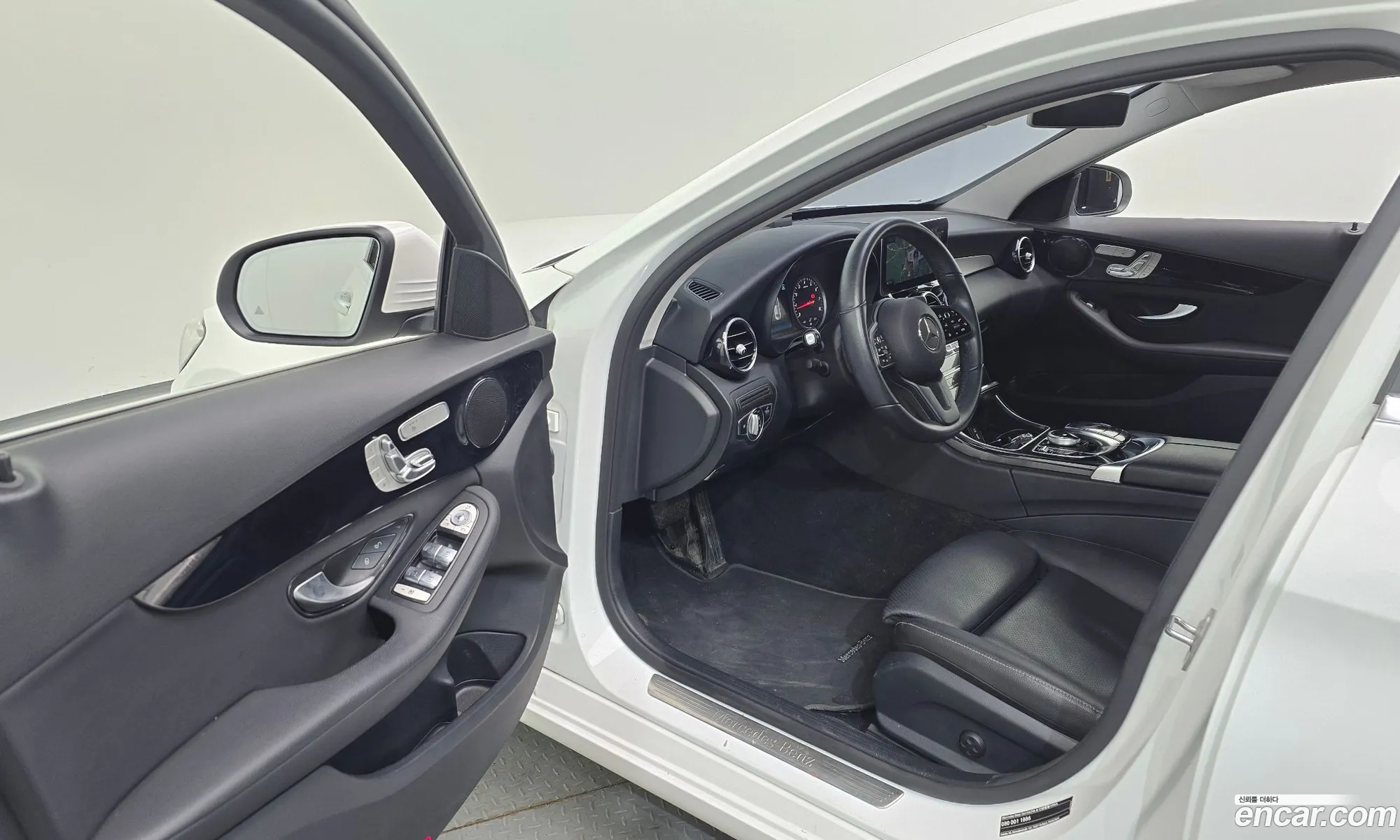Mercedes-Benz C-Class W205 2019 — 20