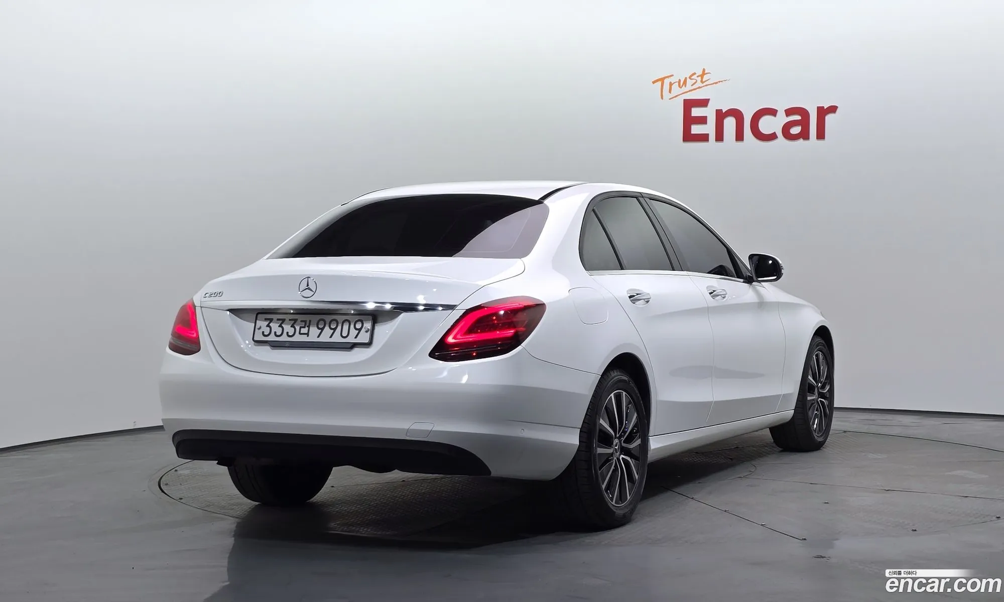 Mercedes-Benz C-Class W205 2019 — 11