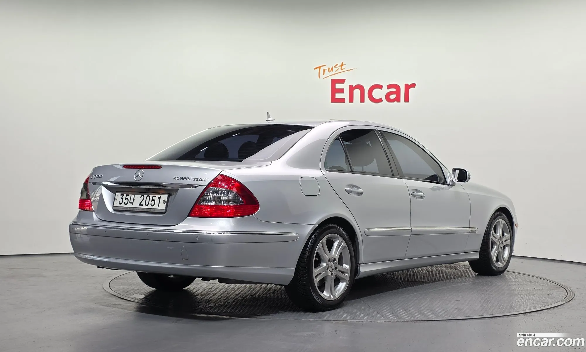 Mercedes-Benz E-Class W211 2007 WDBUF41X57B216653 — 17