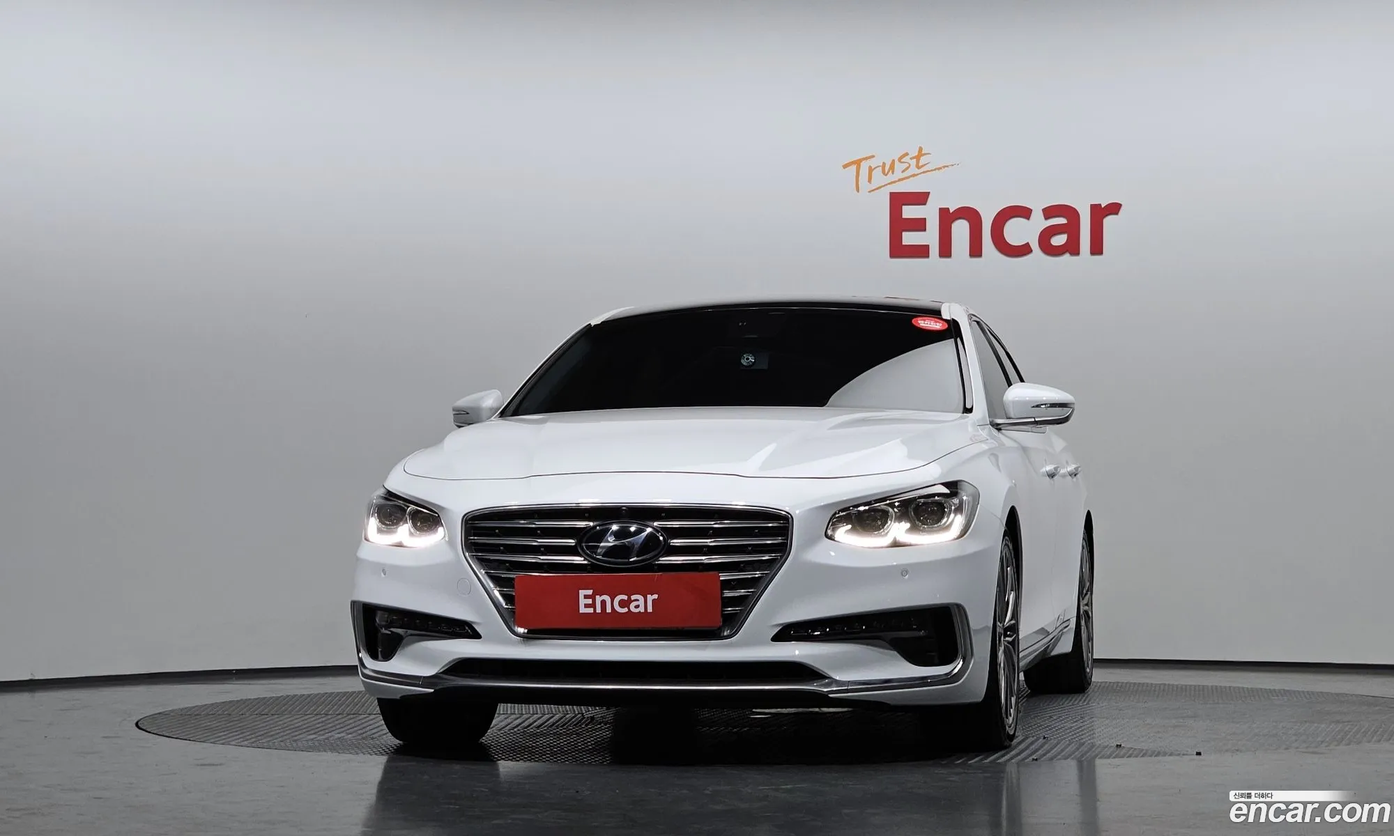 Hyundai Grandeur IG 2018 — 17