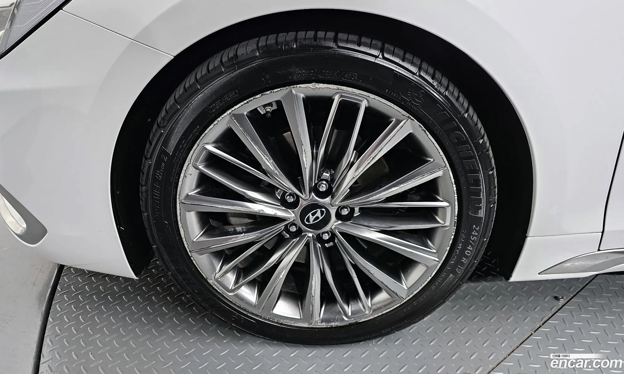 Hyundai Grandeur IG 2018 — 19