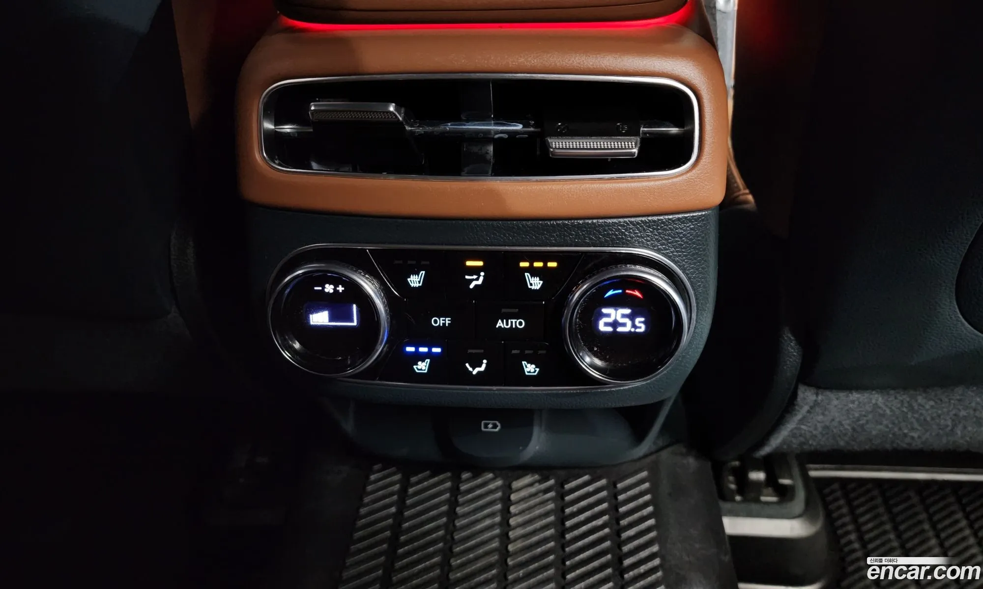 Genesis GV70 2024 — 13