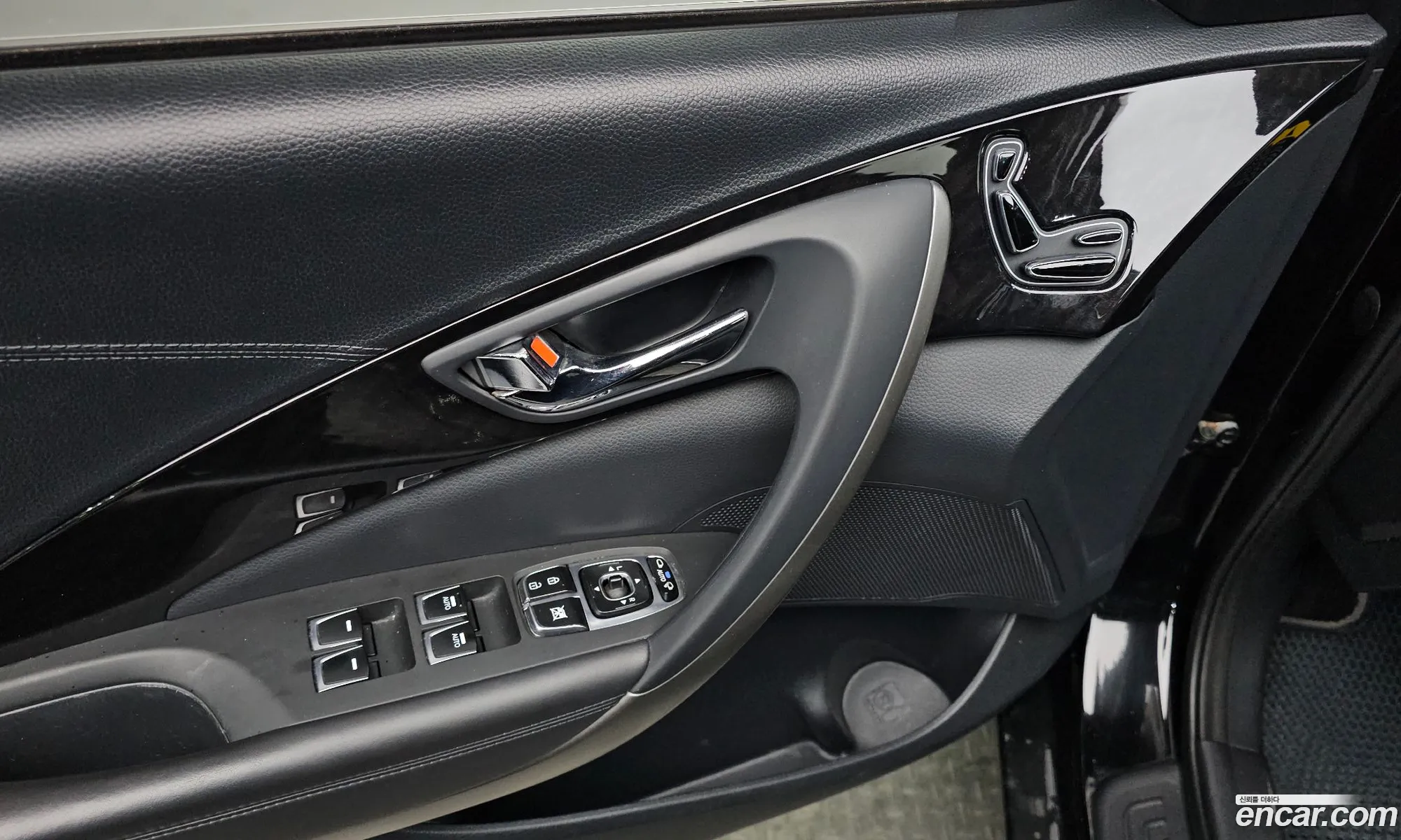 Hyundai Grandeur HG 2016 — 3