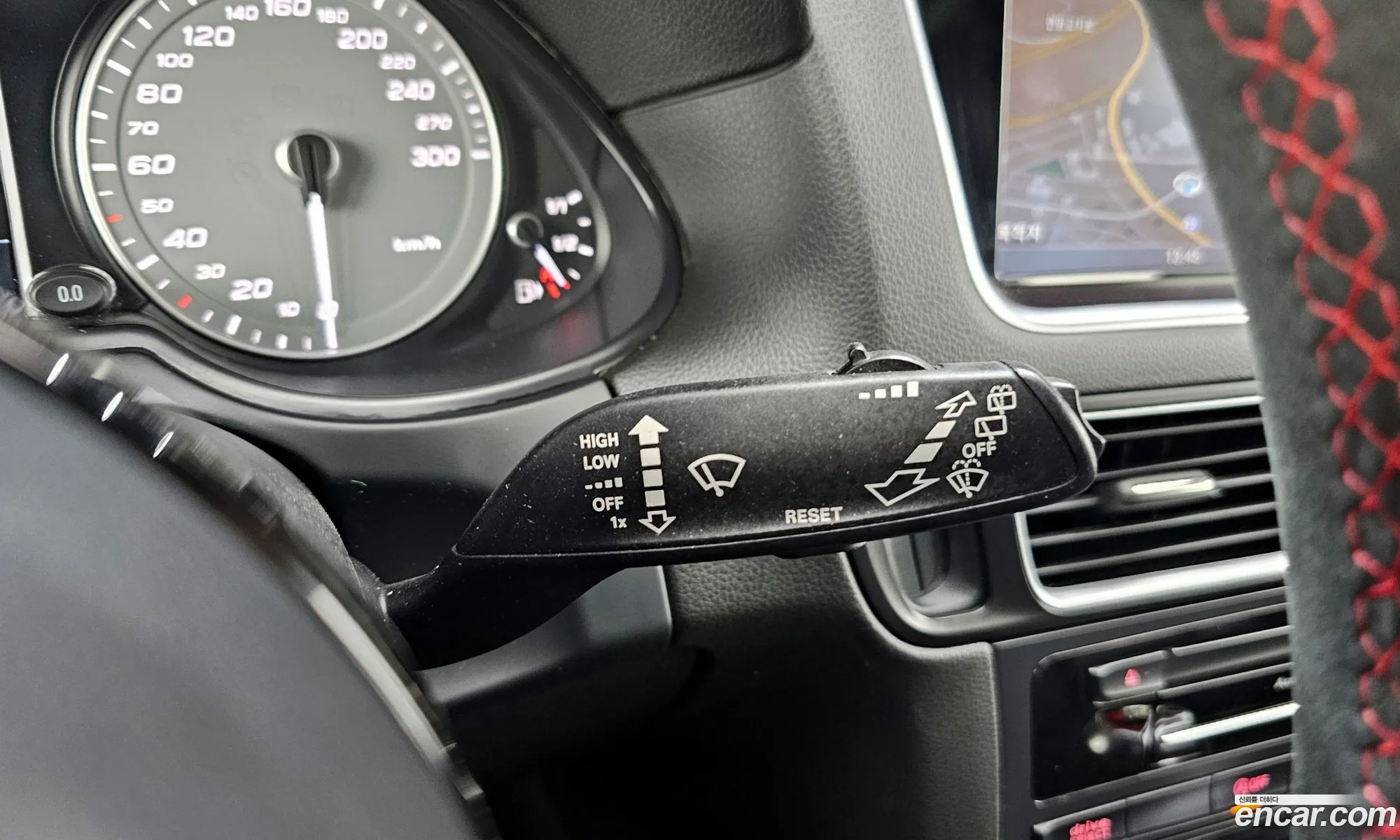 Audi SQ5 2015 WAUZZZ8R0GA042271 — 14