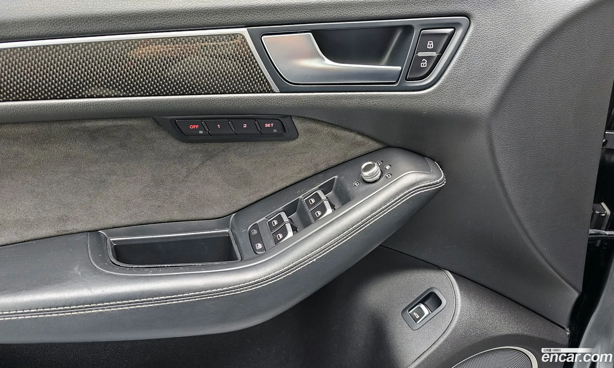 Audi SQ5 2015 WAUZZZ8R0GA042271 — 13