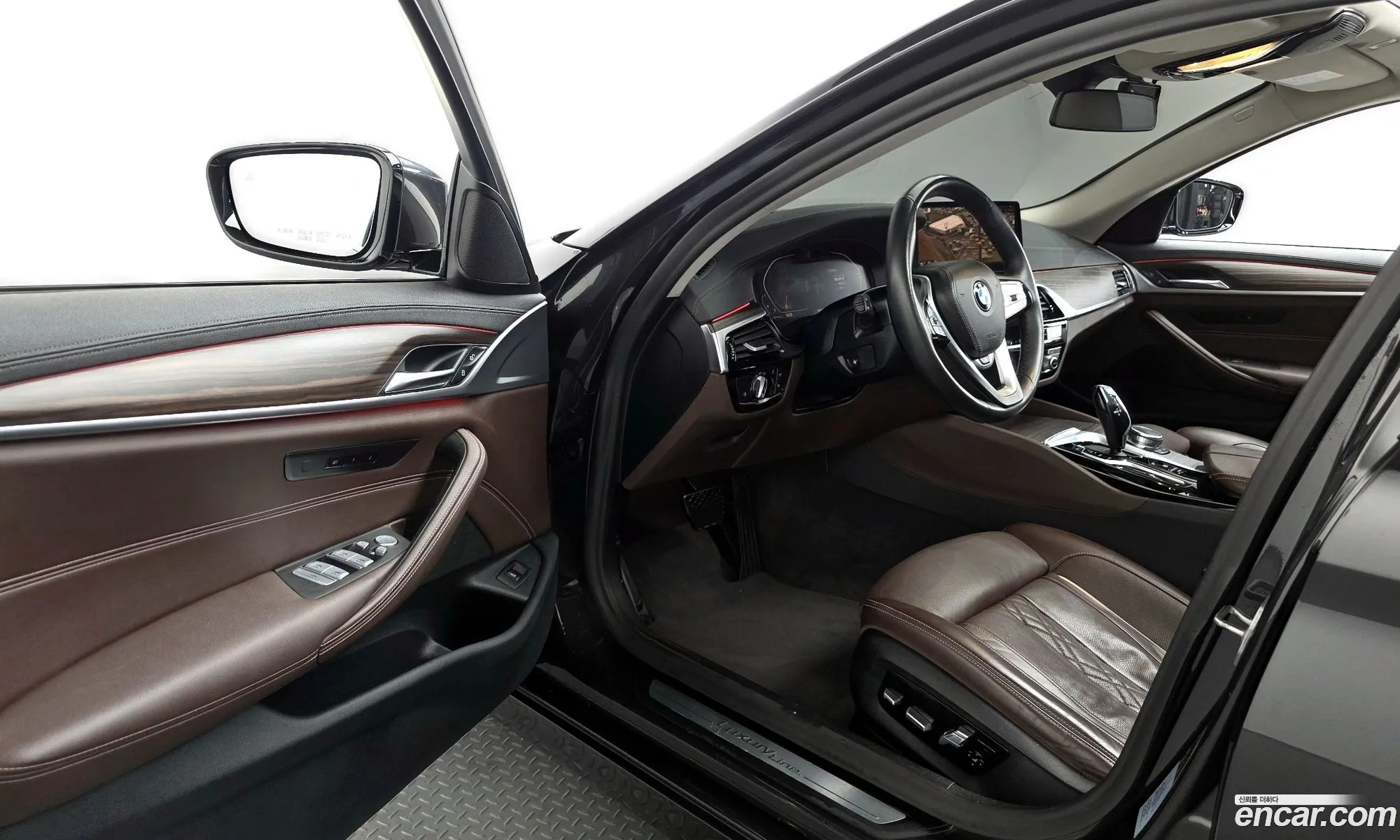 BMW 5 Series 2021 — 14