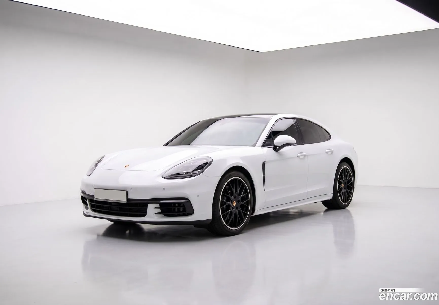 Porsche Panamera 2020 — 4