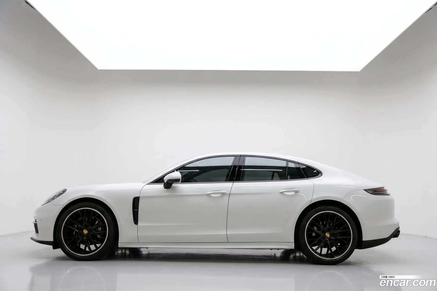 Porsche Panamera 2020 — 17