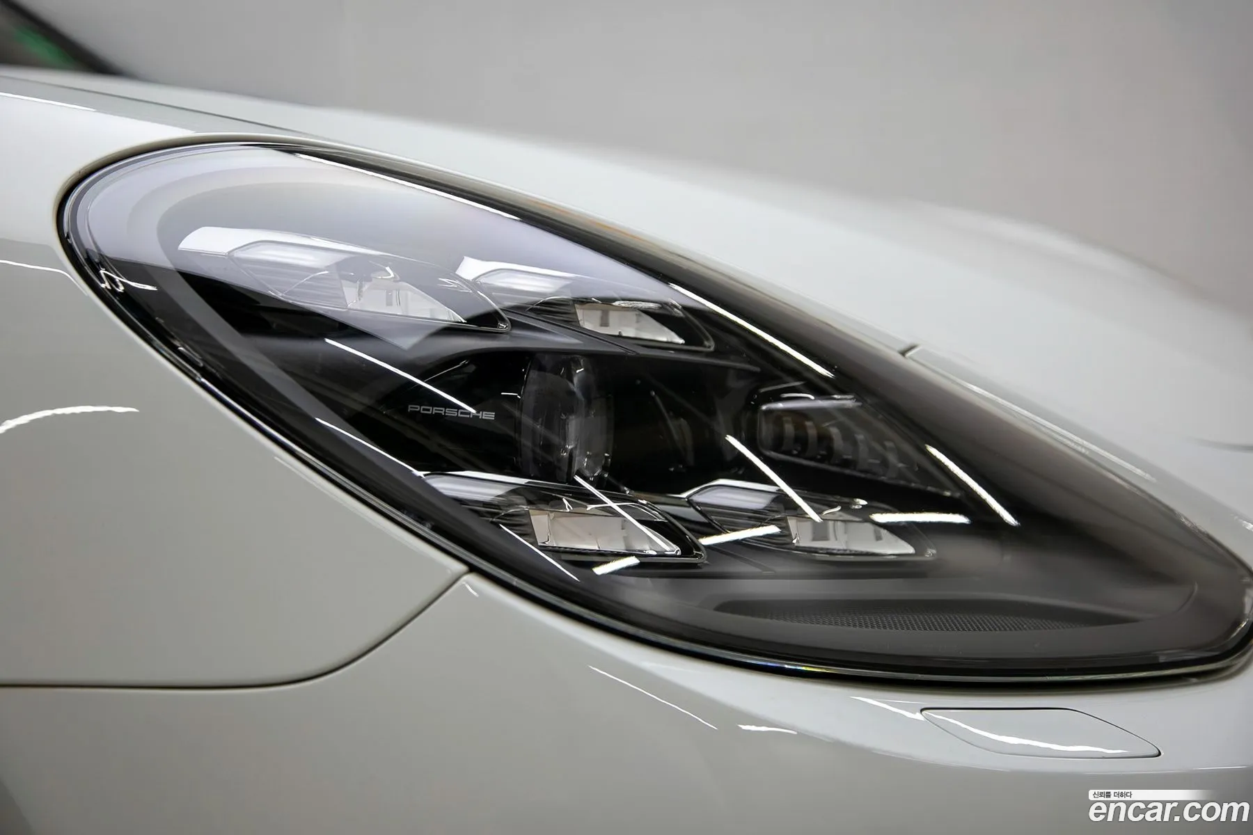 Porsche Panamera 2020 — 12