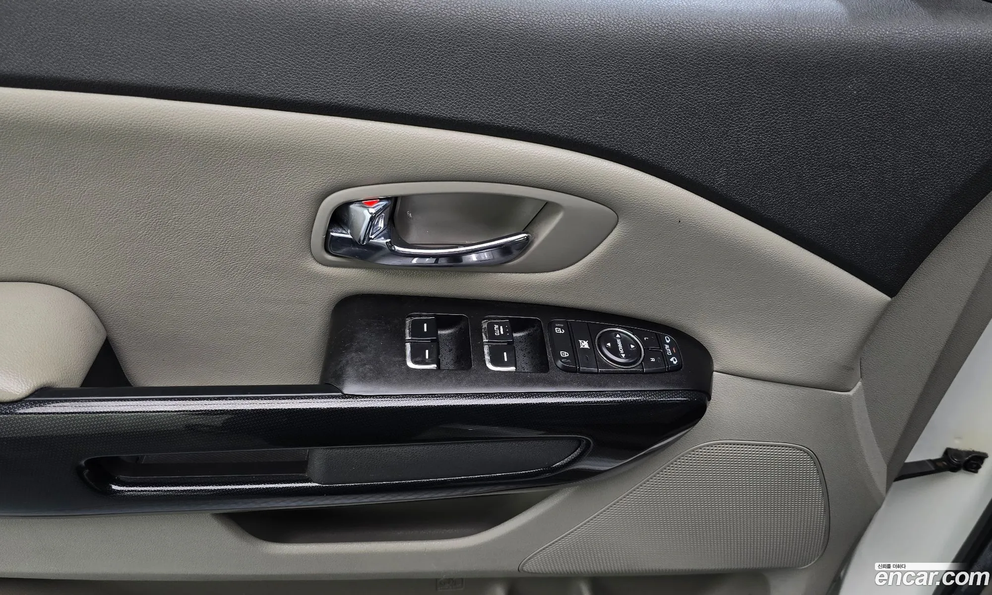 Kia Carnival 2015 — 10