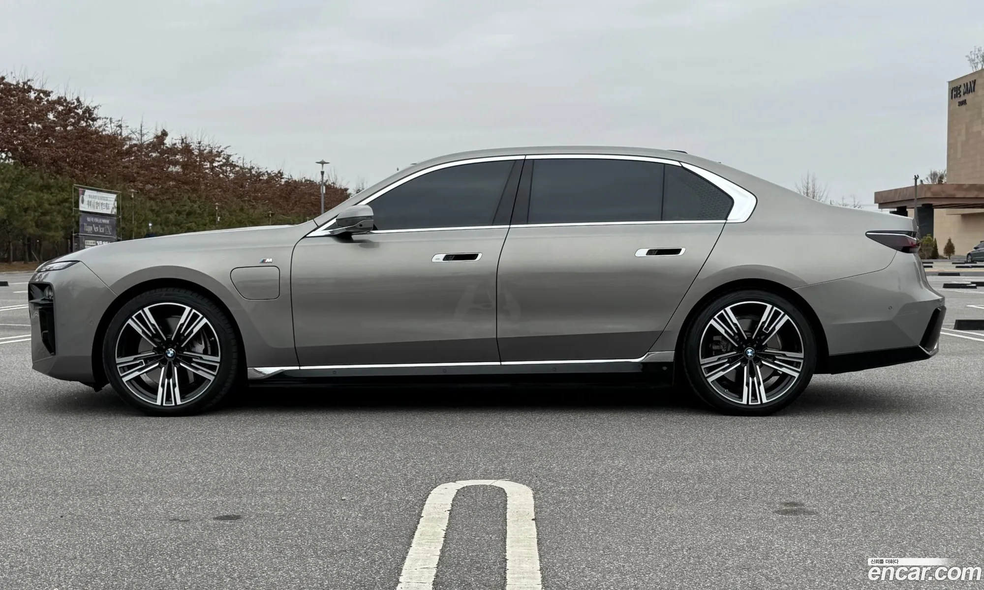BMW 7 Series 2023 — 17