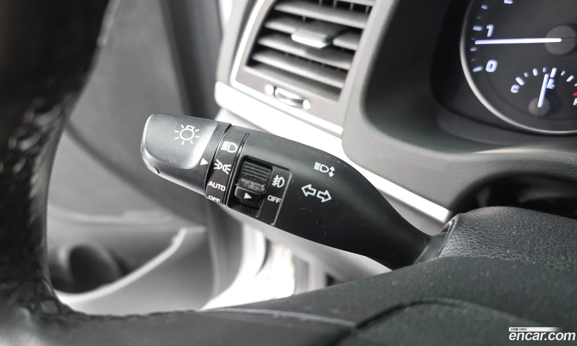 Hyundai Elantra AD 2016 — 20