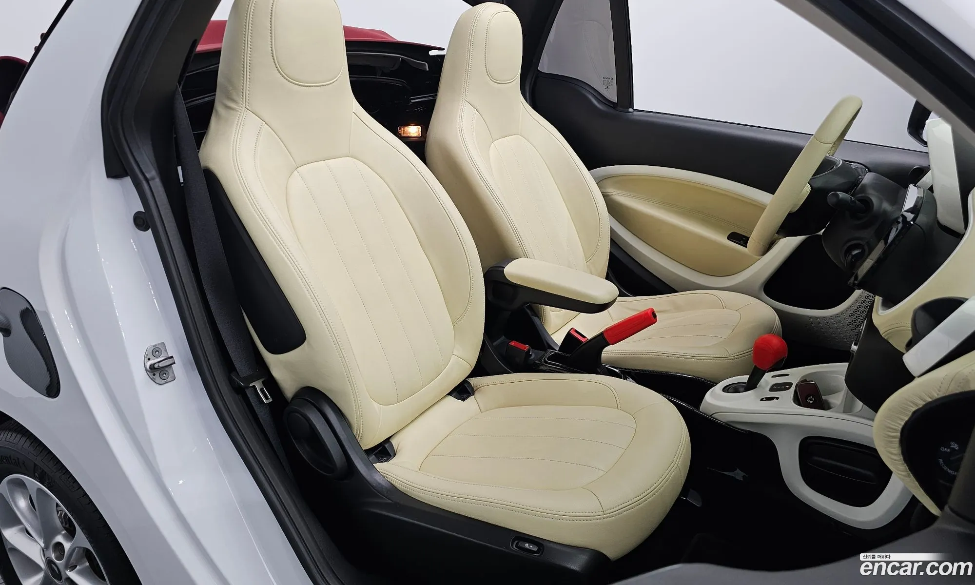 Smart Fortwo Cabrio 2017 KL90F3A8GHZ100002 — 11