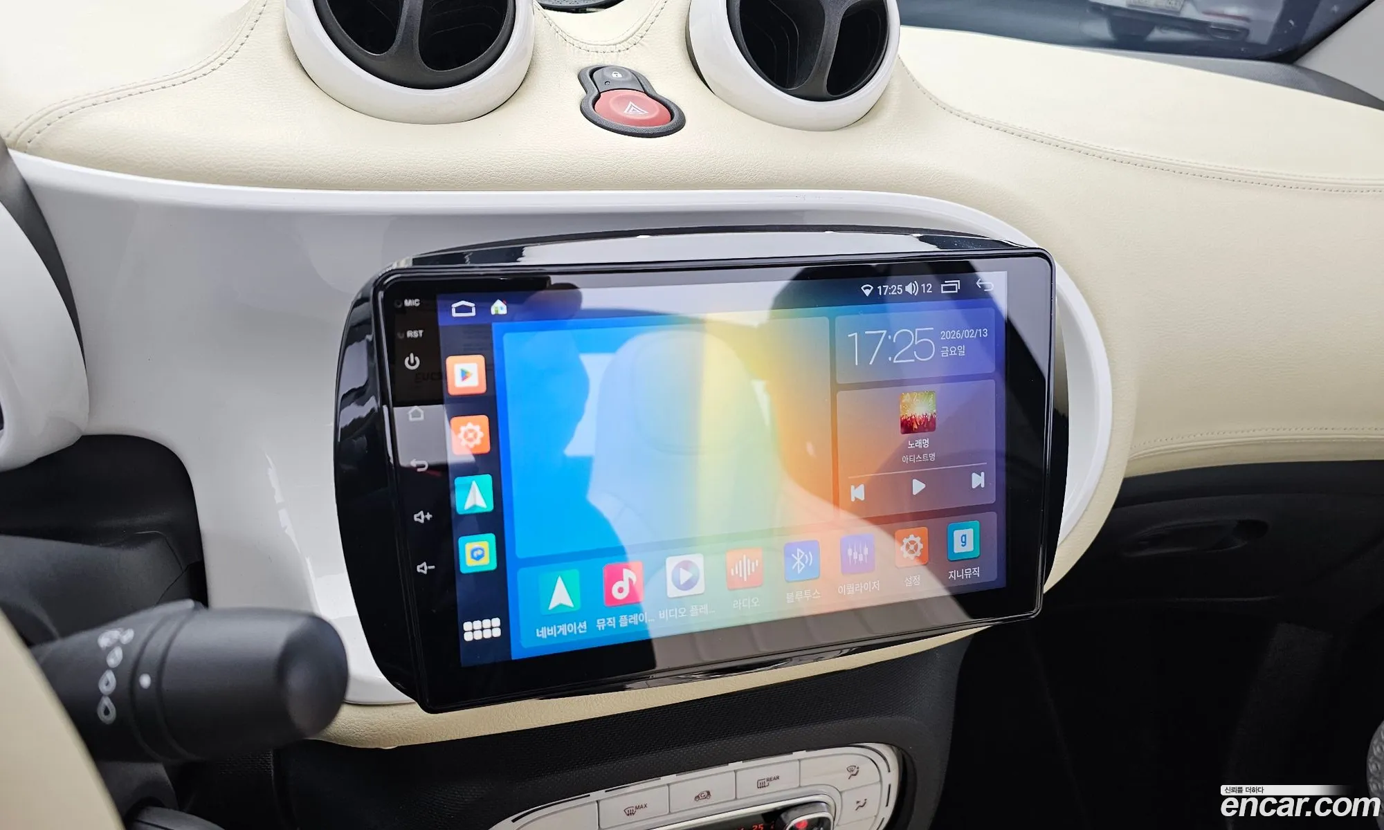 Smart Fortwo Cabrio 2017 KL90F3A8GHZ100002 — 17