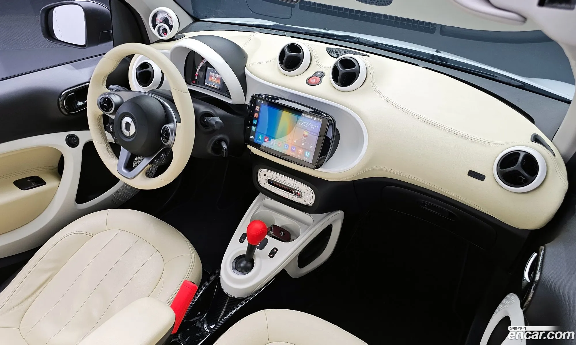 Smart Fortwo Cabrio 2017 KL90F3A8GHZ100002 — 14
