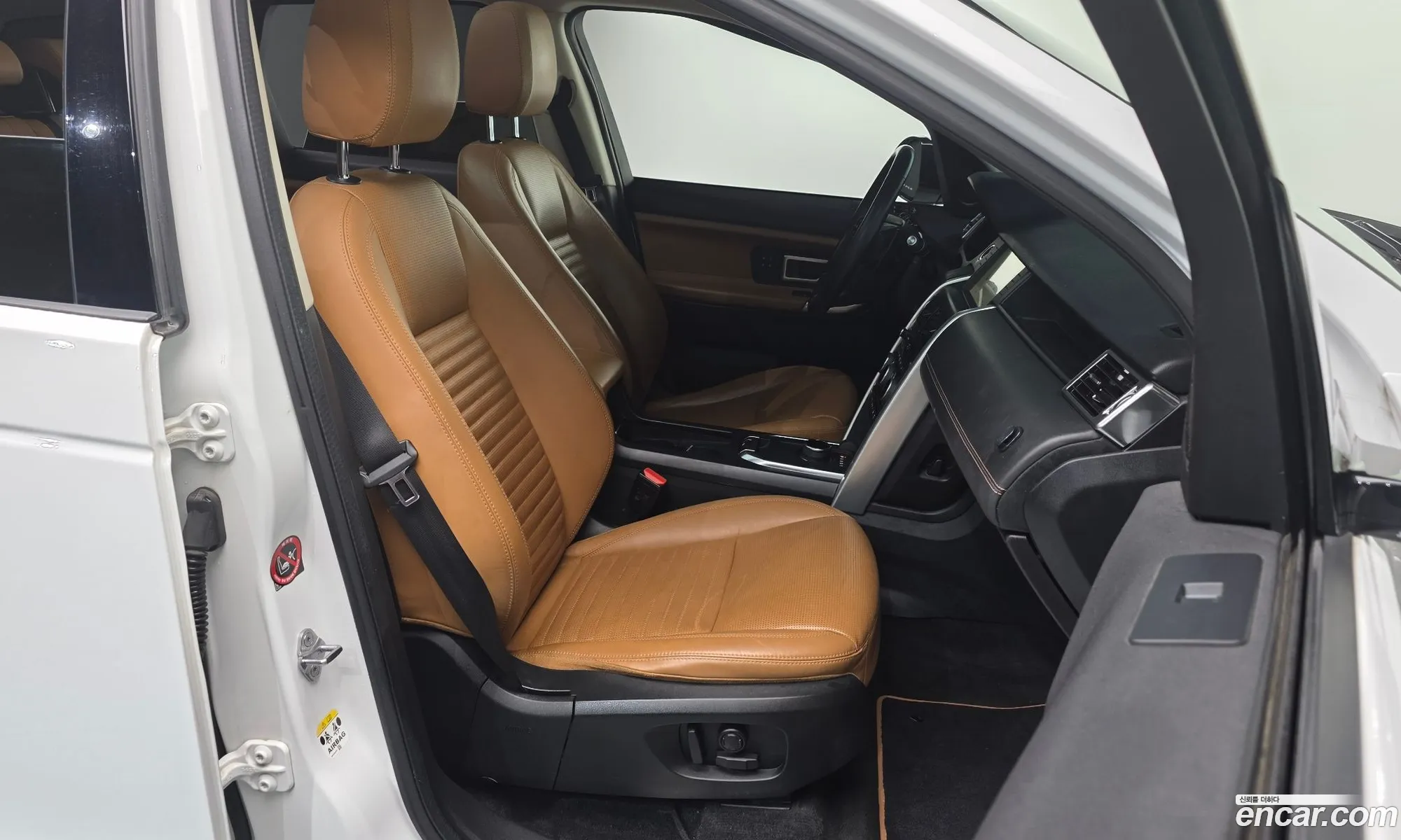 Land Rover Discovery Sport 2019 — 12