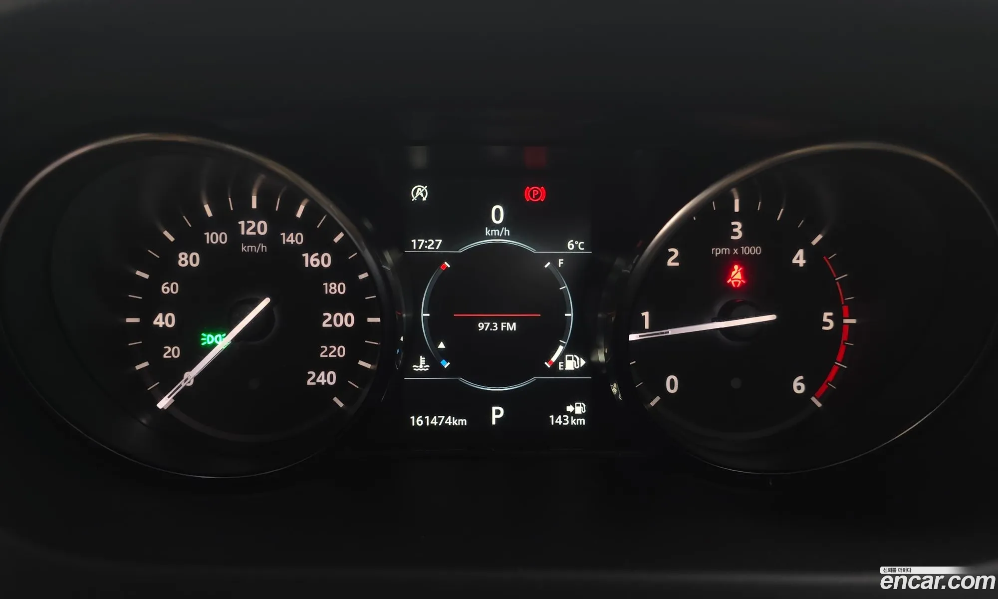 Land Rover Discovery Sport 2019 — 19