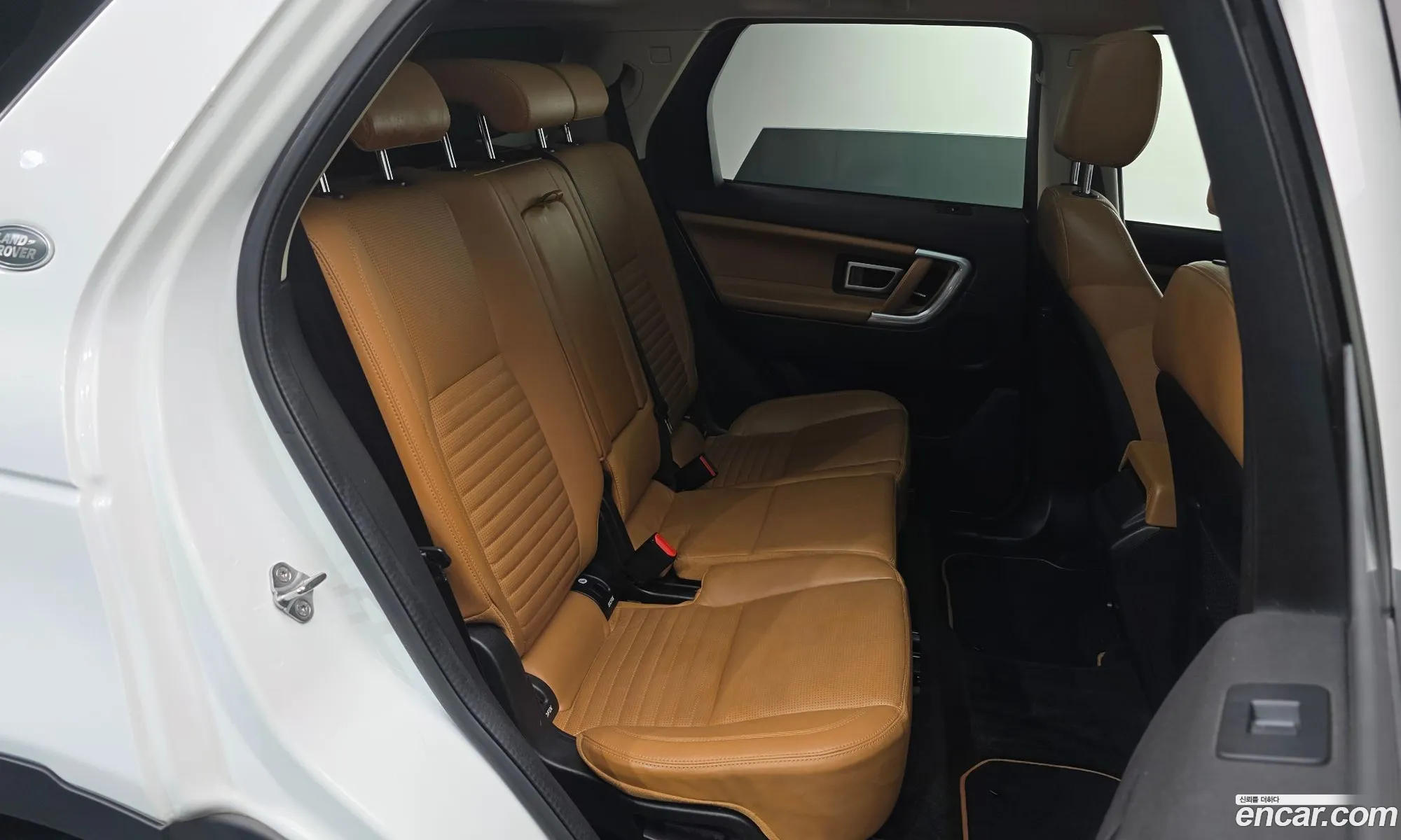 Land Rover Discovery Sport 2019 — 17