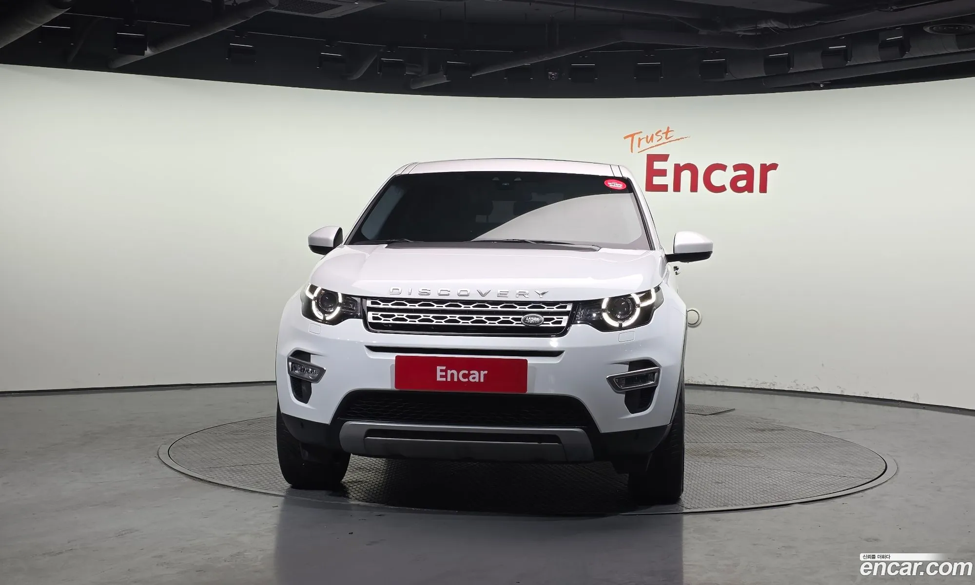 Land Rover Discovery Sport 2019 — 14