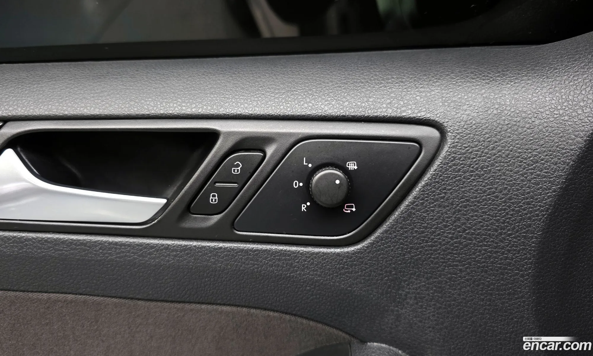 Volkswagen Jetta 2013 WVWZZZ16ZEM011288 — 16