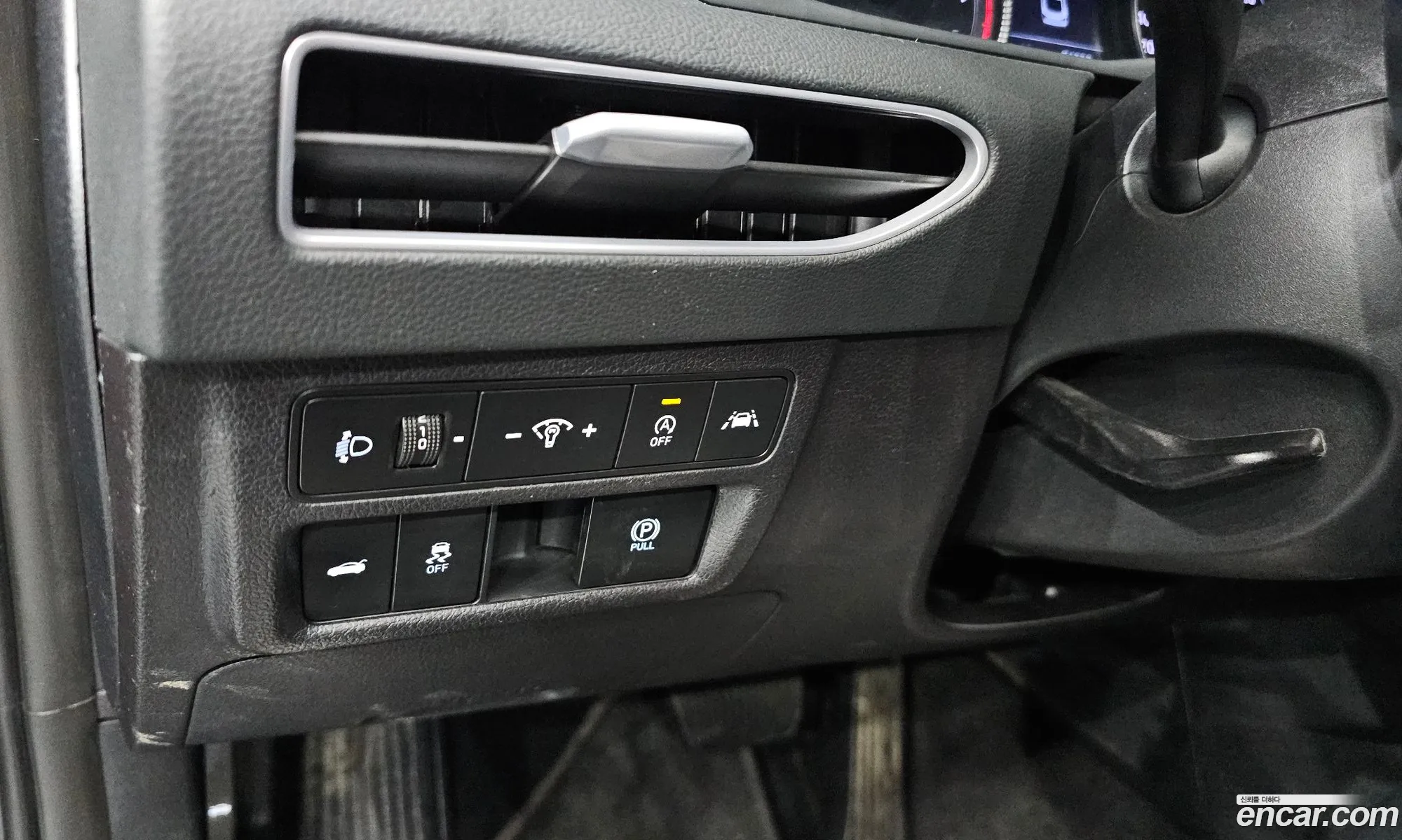Hyundai Sonata 2019 KMHL141EBLA003583 — 18