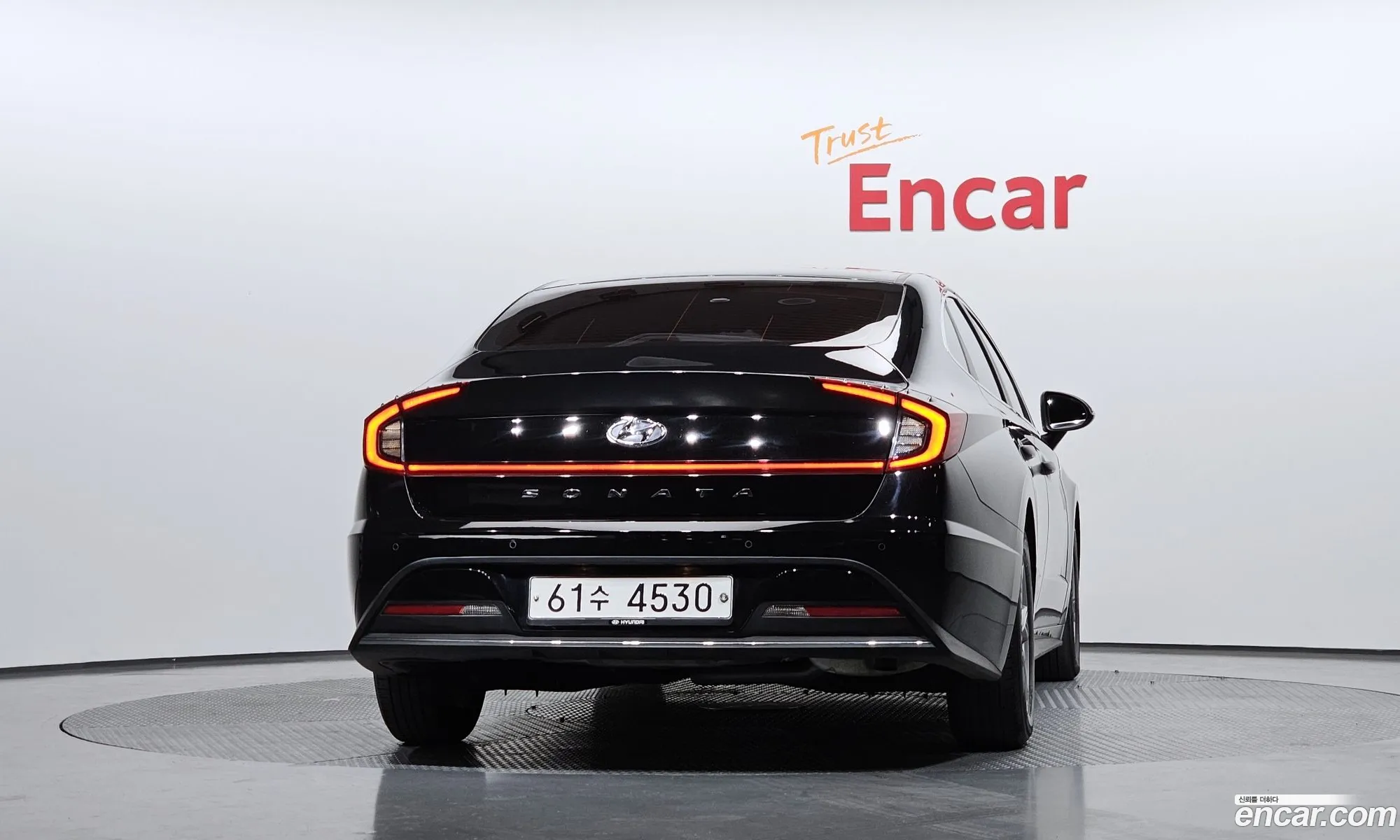 Hyundai Sonata 2019 KMHL141EBLA003583 — 19