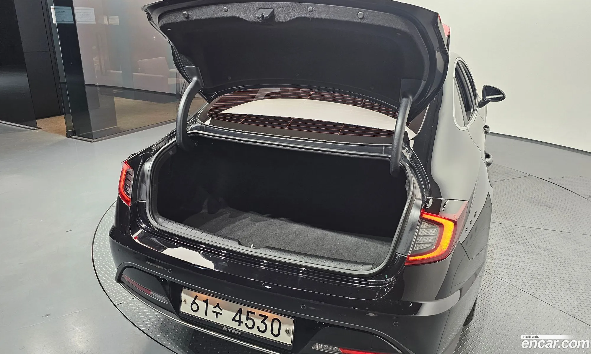Hyundai Sonata 2019 KMHL141EBLA003583 — 4