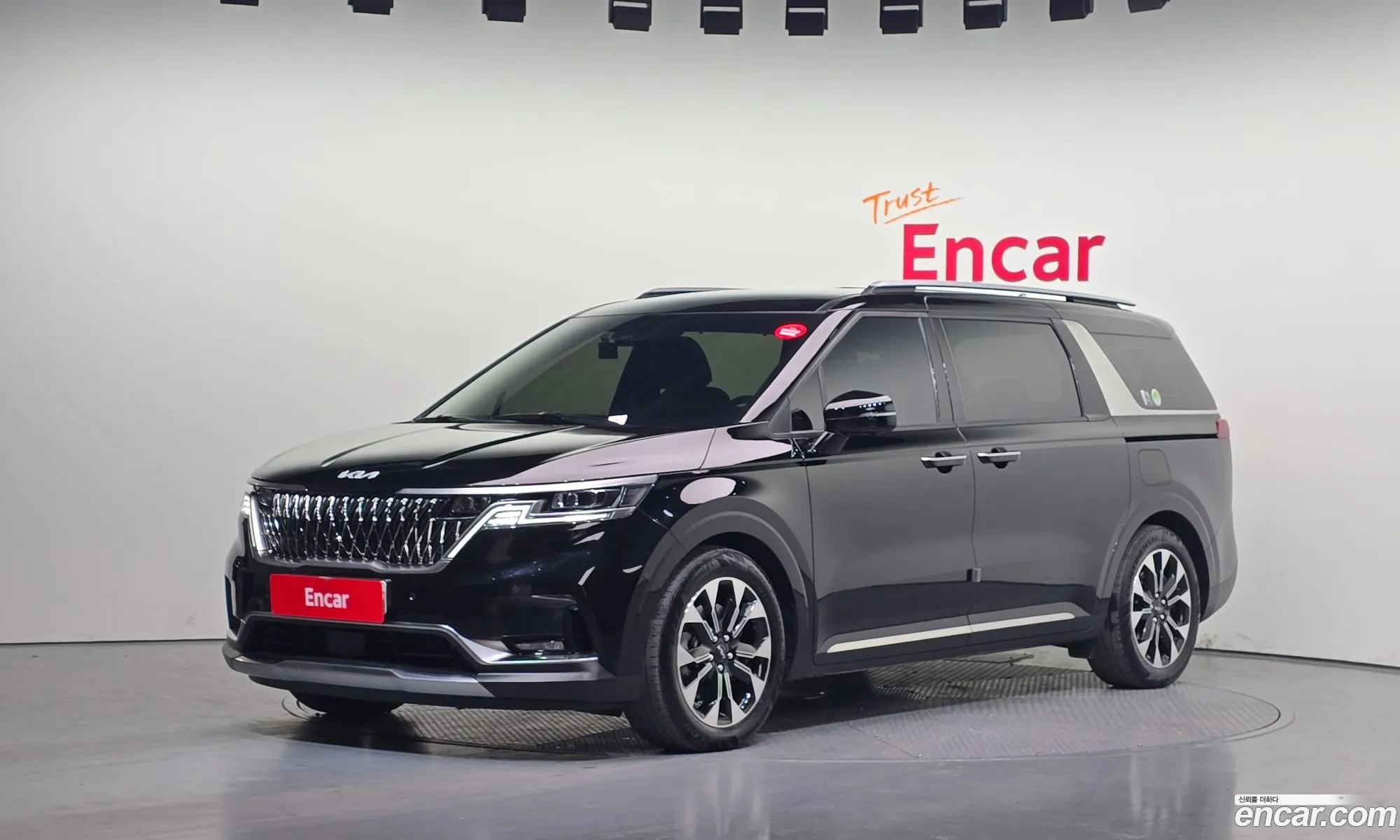 Kia Carnival 2023 — 16