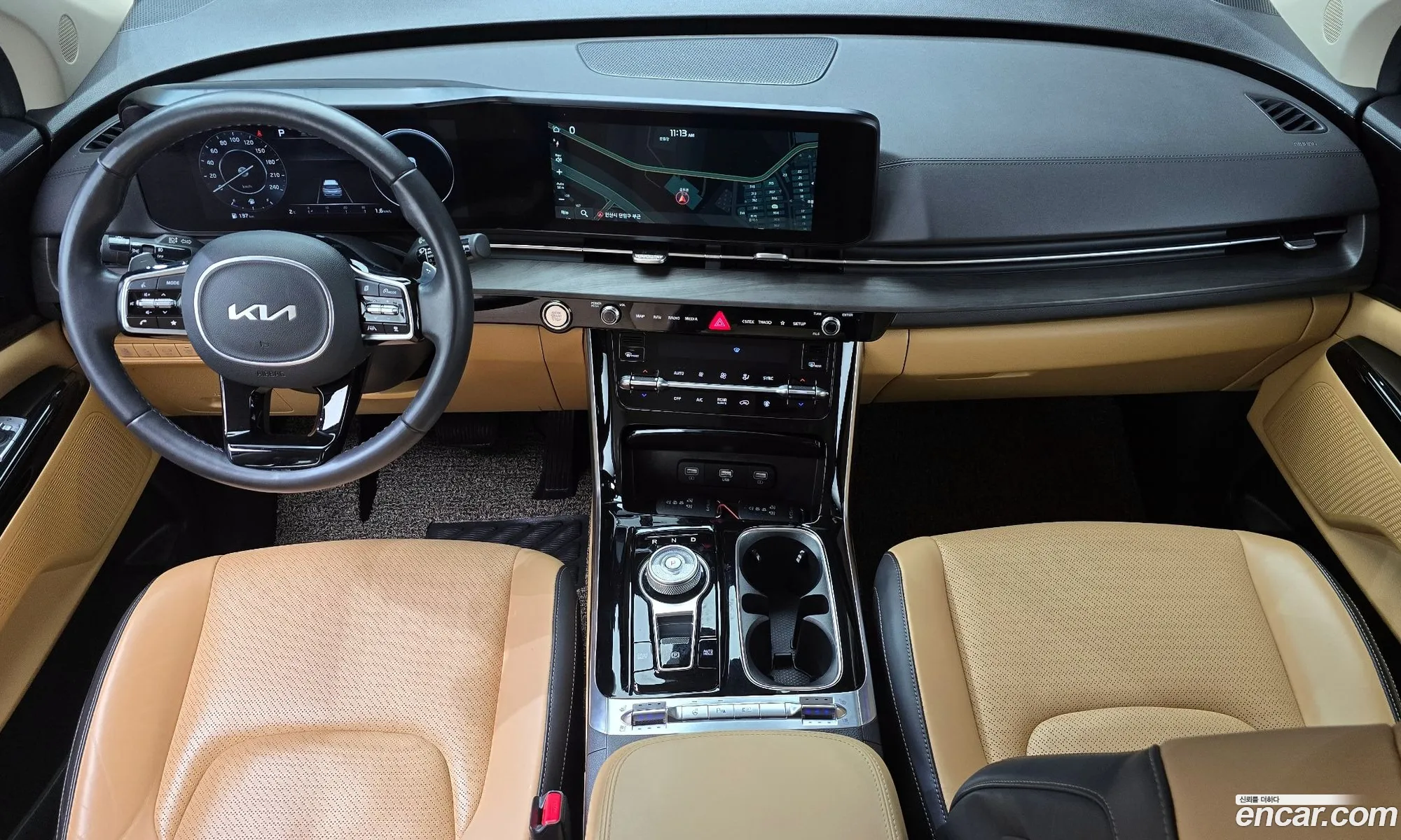 Kia Carnival 2023 — 3